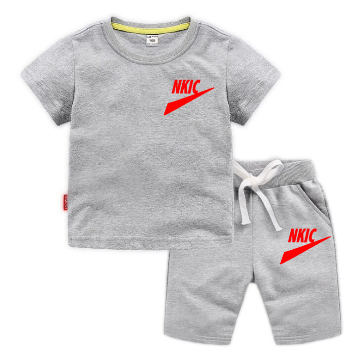 Set di abbigliamento estivo bambini in 2 pezzi Bambini Ragazzi Ragazze T-shirt stampata con LOGO di marca Pantaloncini Abbigliamento casual bambini Abbigliamento sportivo bambini