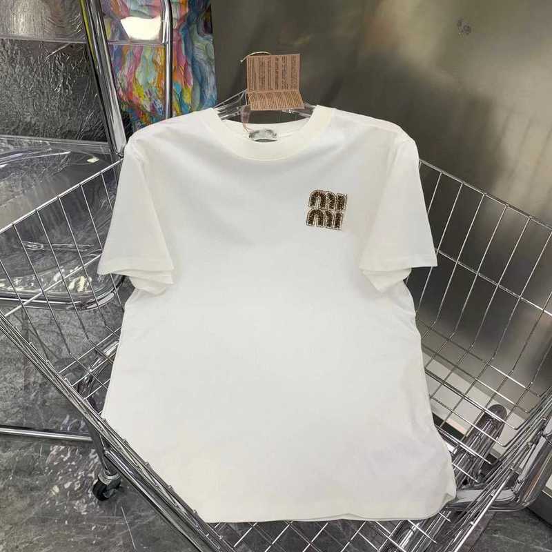 Women's T-shirt Designer Brand 24 Spring/summer New Heavy Industry Miu Letter Bead Loose Top Instagram Simple Fashion Casual White Short Sleeved QZX3