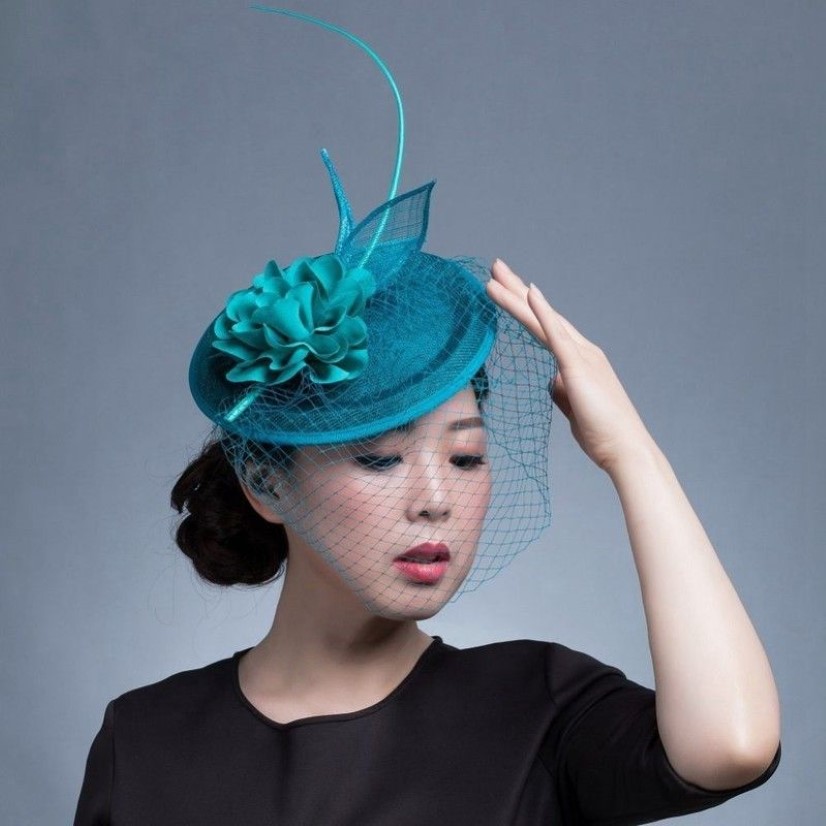 Cappello da donna Fascinator Chic Cocktail Festa di nozze Copricapo da chiesa Kentucky Copricapo Accessori capelli in piuma Sinamay Fascinators 2249O