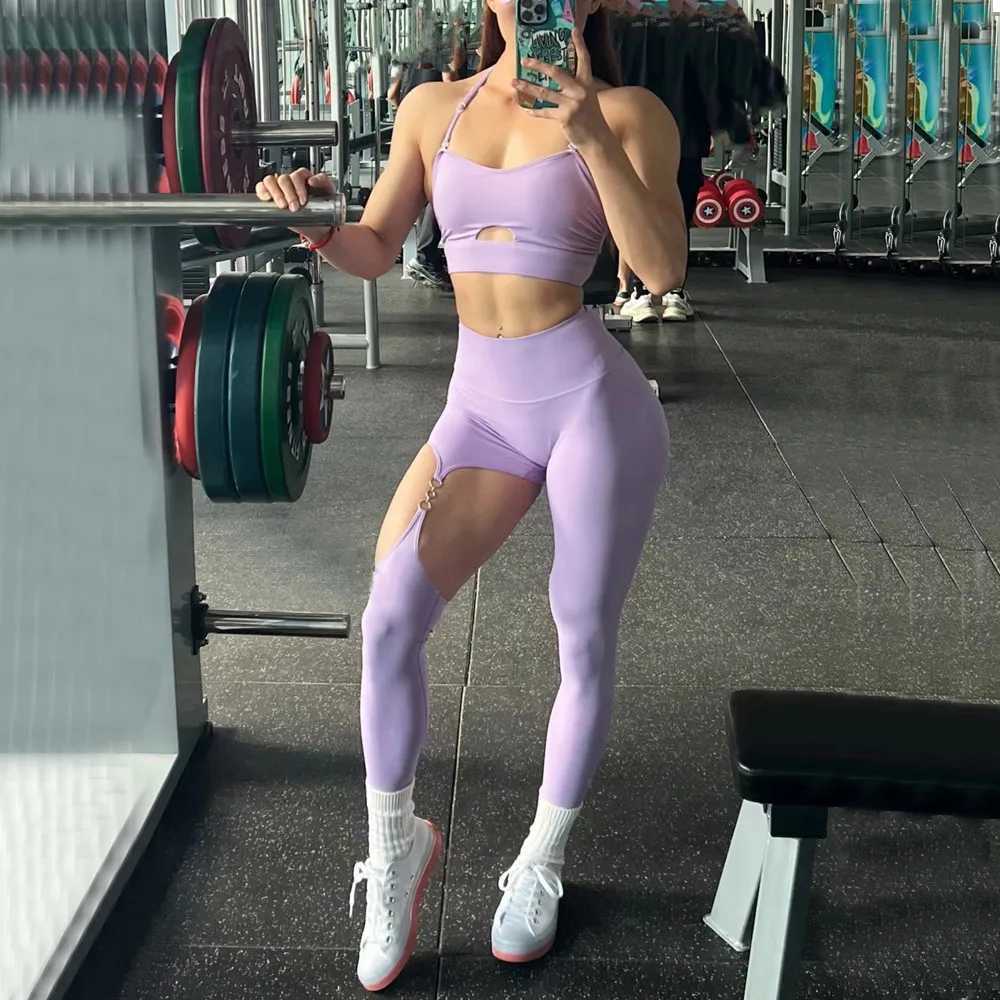 Fatos femininos 2024 1 / Almofada Sports Bra Yoga Set Mulheres Cintura Alta Fitness Perna Metal Exercício Calças Ginásio Perna Exercício Ativo Conjunto J240305