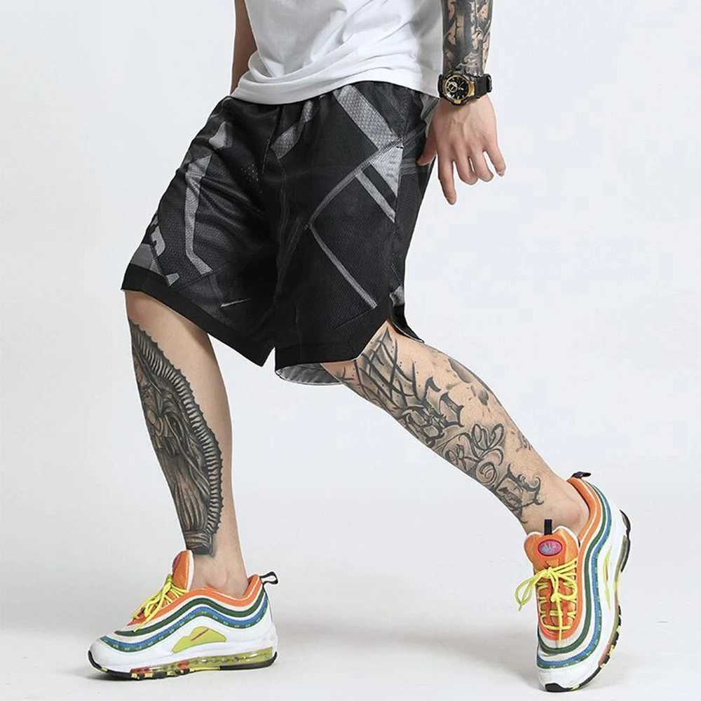 Mäns shorts American Retro Hiphop Shorts Mens Loose High Street Sports Boxing Sports Casual Fashion Straight Five-Point Pants Summer J240305