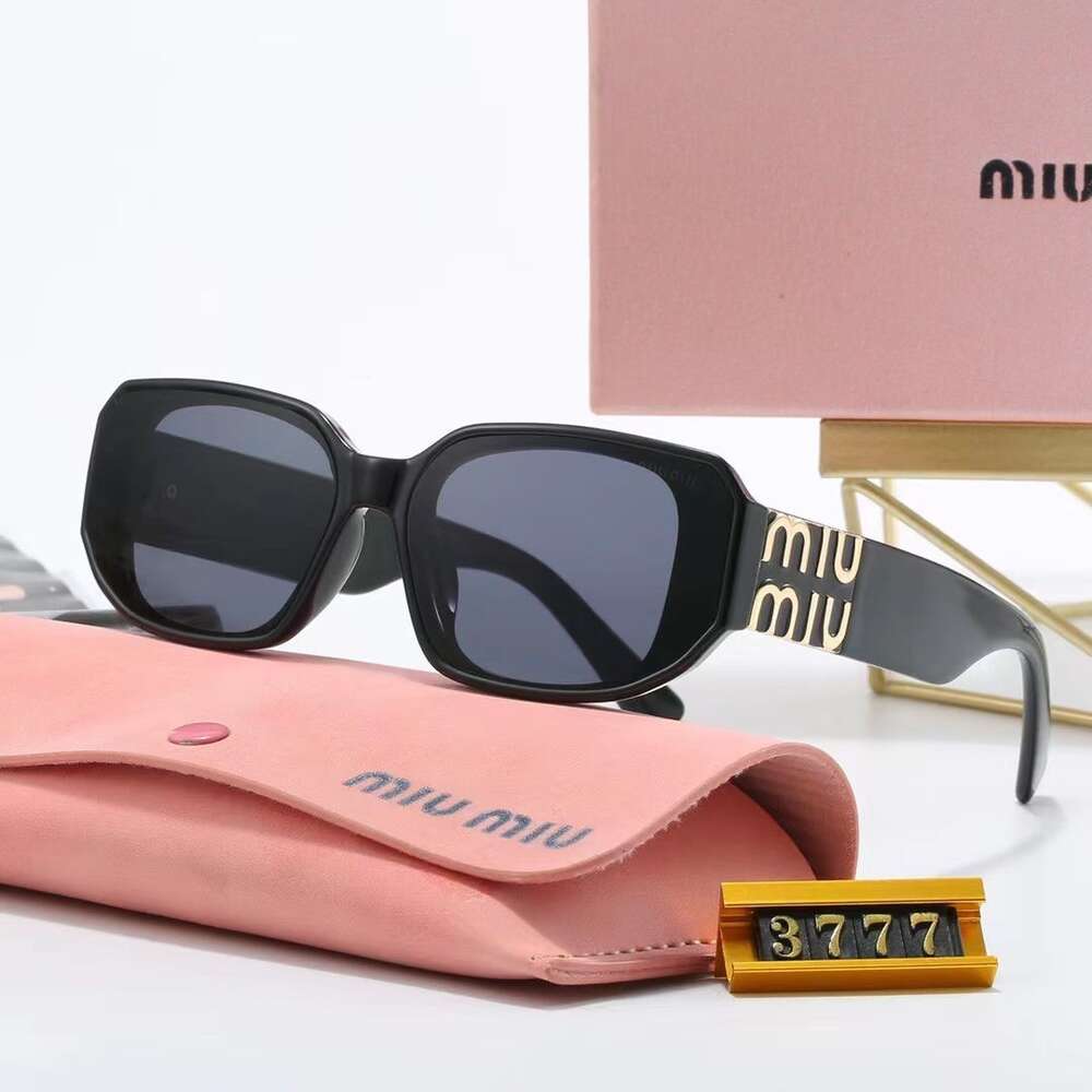 Lunettes de soleil miui Nouvelles femmes à la mode, tendance pour les jeux et les voyages en plein air, lunettes de soleil résistantes aux UV