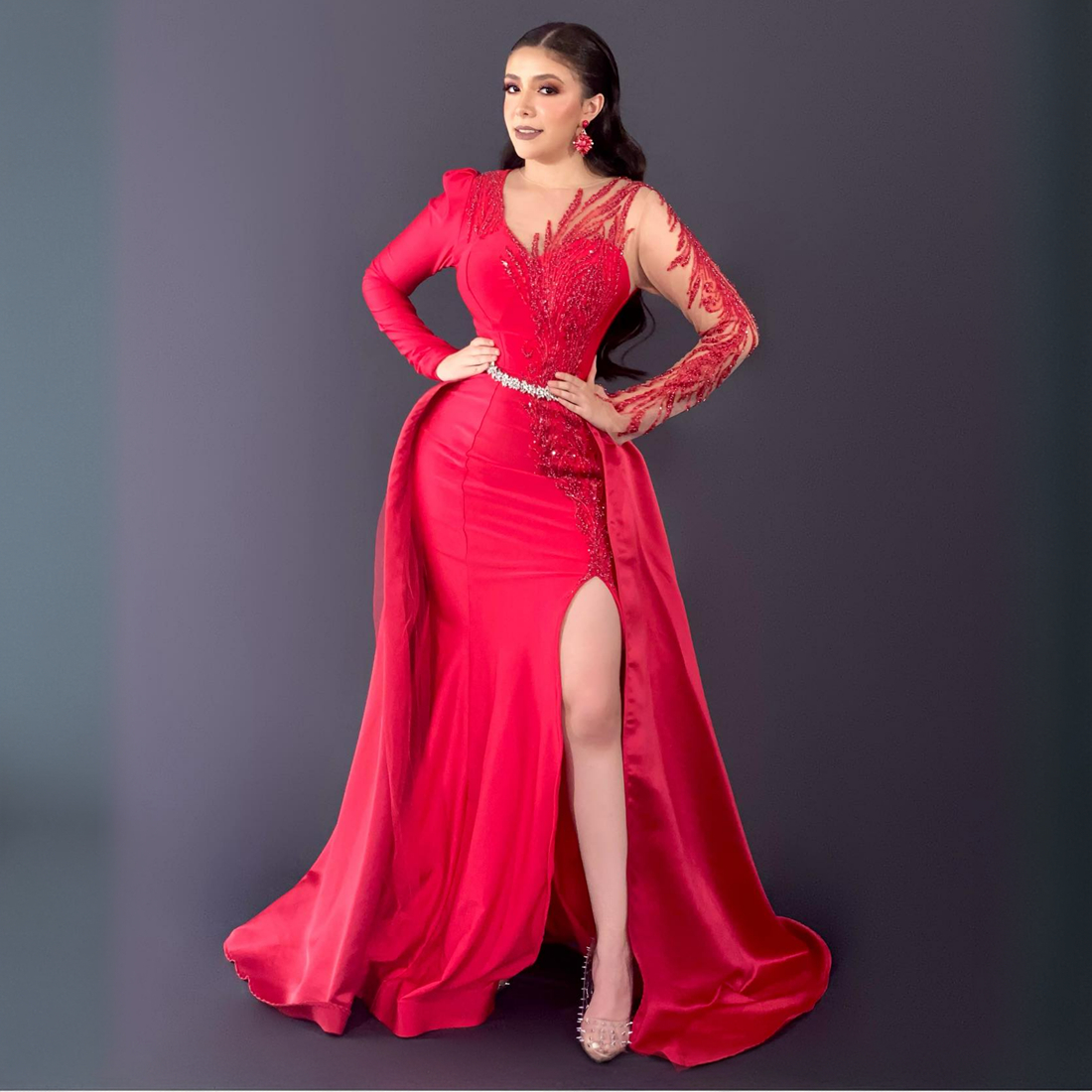 2024 Plus Size Red Prom Dresses Evening Dresses With Löstagbara tåg Delade långa ärmar sjöjungfrun Aftonklänningar för speciella tillfällen pärlstav spets födelsedagsklänning NL603