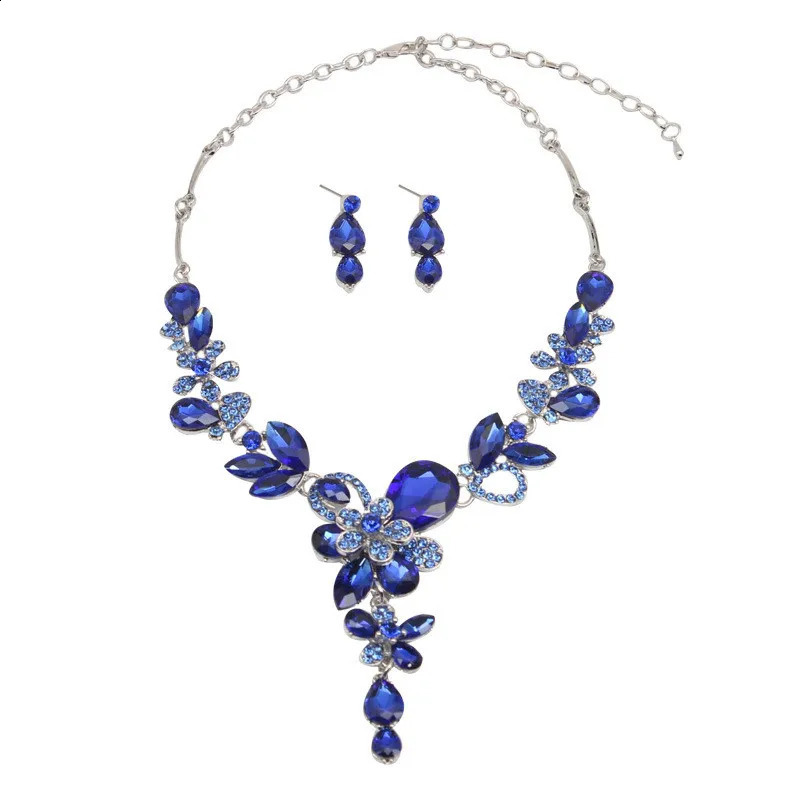 Luxury Big Blue Water Drop Flower Crystal Bridal smycken Set Women Statement Gold Color Halsbandörhängen Uppsättning för bröllop 240228