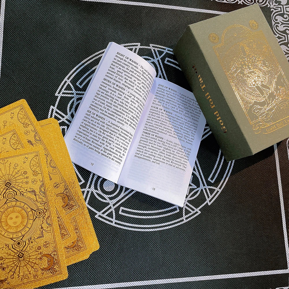 Dos de carte dorée en PVC, estampage de Tarot en feuille d'or, carte de jeu de société imperméable et résistante à l'usure, coffret cadeau de luxe de Divination 240223