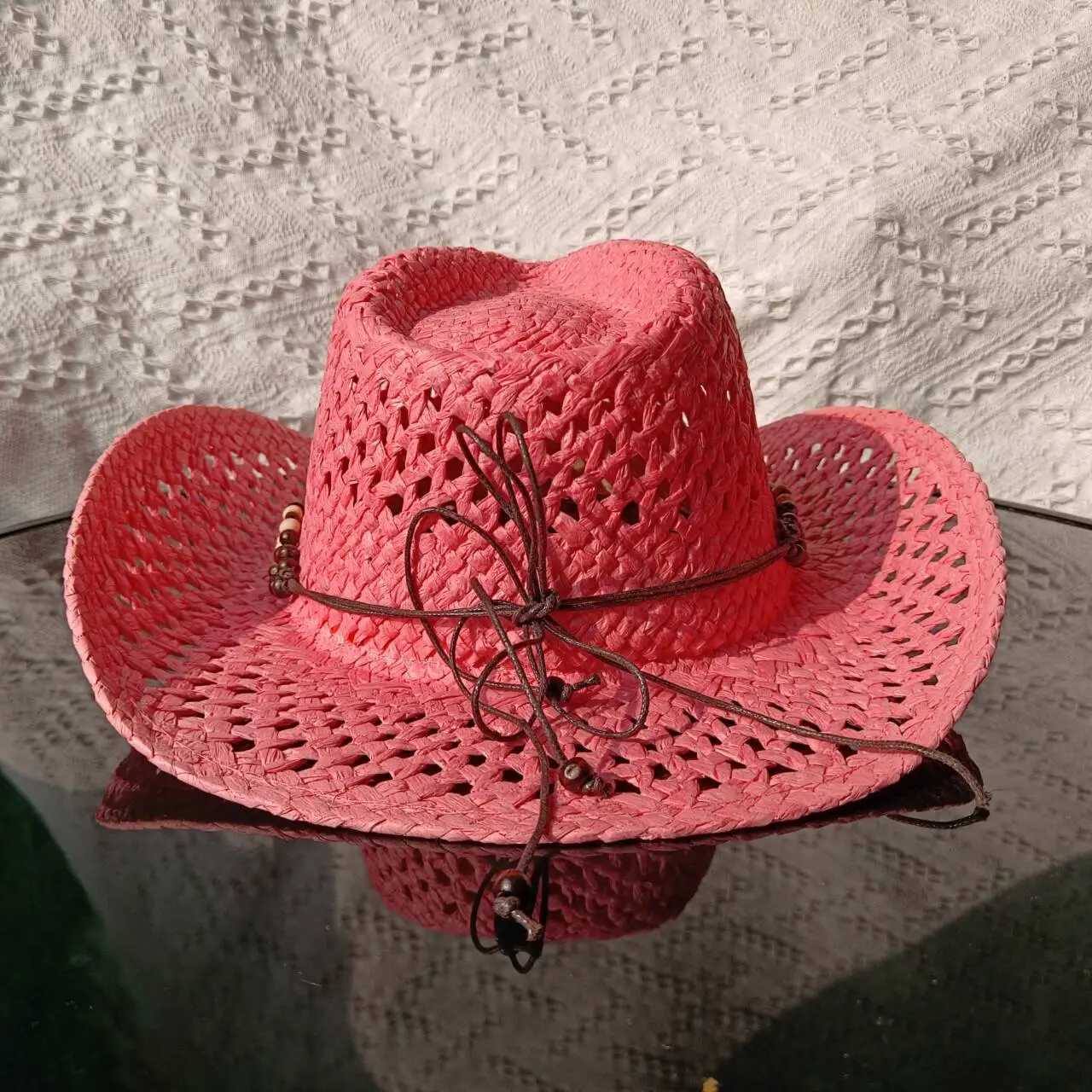 Cappelli a tesa larga Cappelli a secchiello Cappello da cowboy in paglia Fatto a mano Hollow Uomo e donna Protezione solare estiva Cappello da spiaggia Viaggio Cappello da cowboy occidentale in paglia Bikini J240305