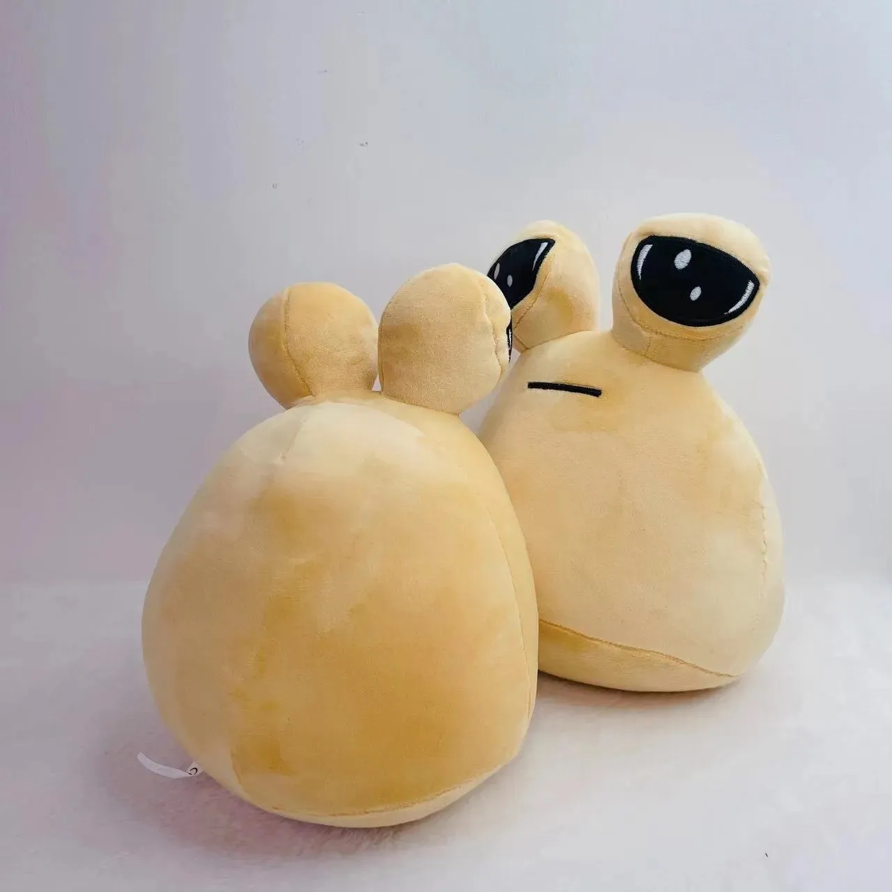 2024 22cm/8.6in Pou Pou Plush Cartoon Alien Toy Kawaii محشو بالحيوانات الهدايا الساخنة للعبة للجماهير