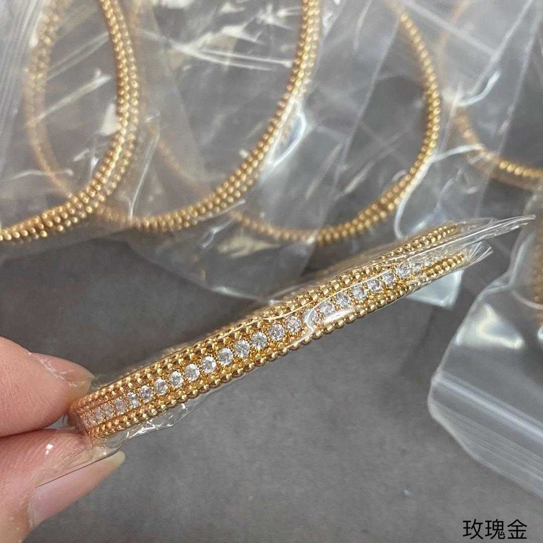 V Bangle v Bilezik V-Gold Tek Satır Üstü Tam Elmas Bilezik Dar Edition Üst düzey elle kakma versiyonu üst düzey ve muhteşem tasarım 222