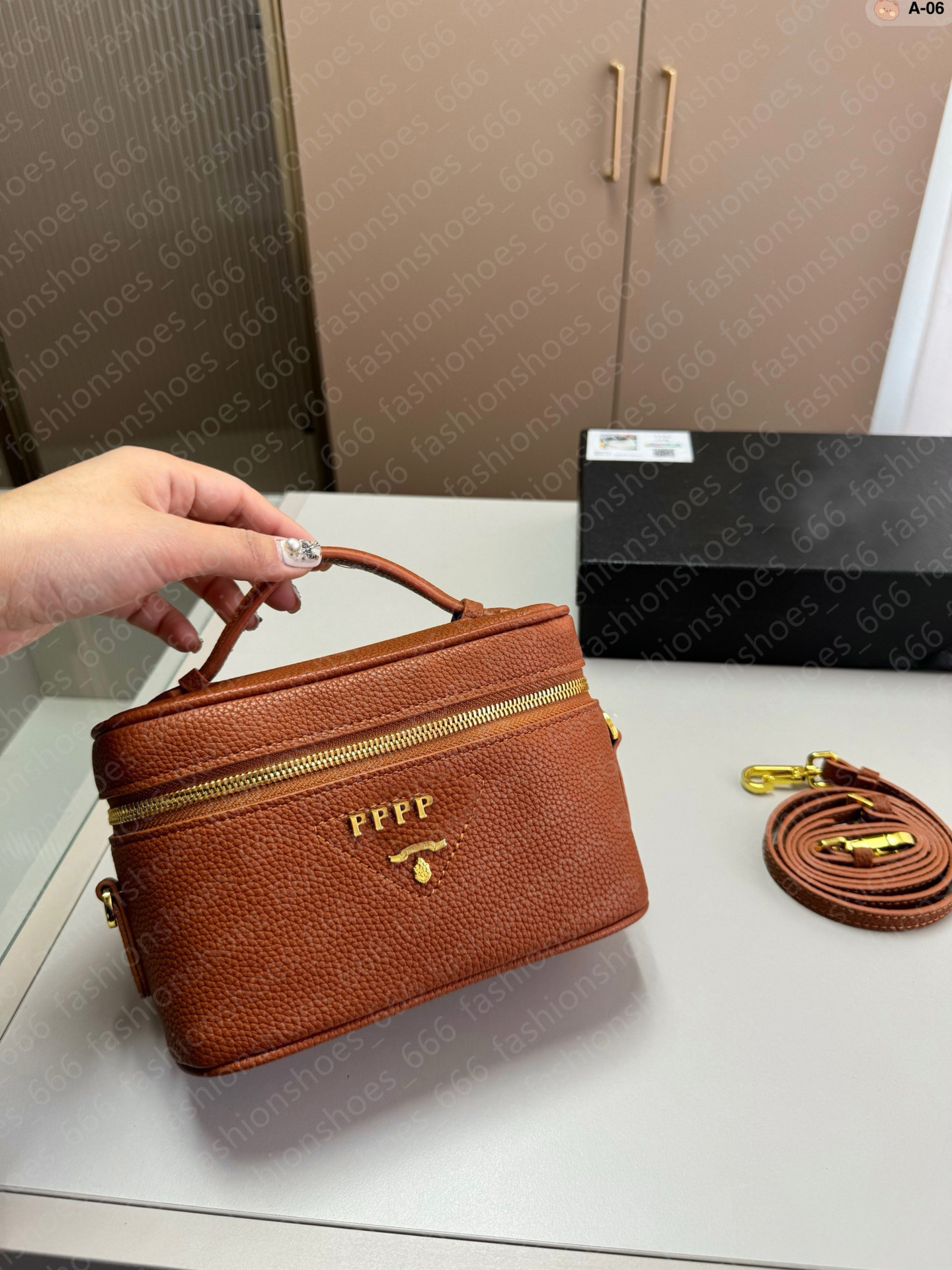 ليدي أكياس مستحضرات التجميل الأزياء حقيبة مكياج للنساء مصممي حقيبة يد حقيبة سفر سفر السيدات محافظًا