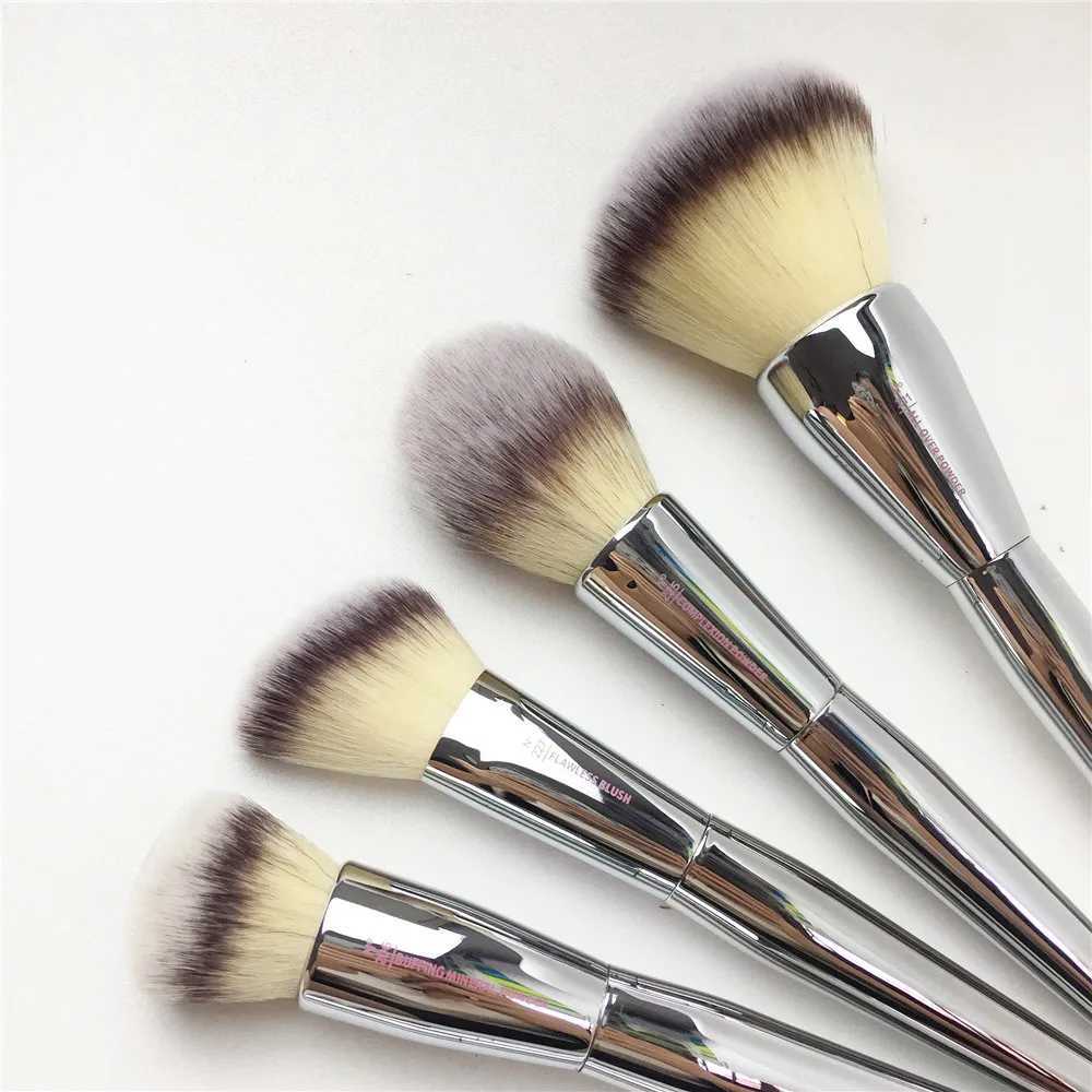 Makeup Brushes BD IT-Series 211 206 225 227 203 212 216 217 218 220 221 Över komplexpulver Blush Eyeshadow concealer Brow Makeup Brush