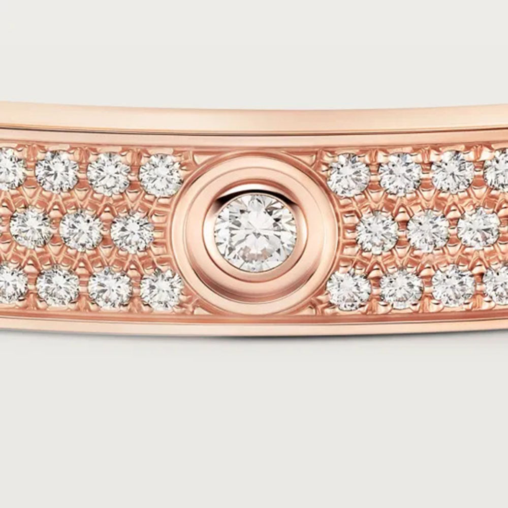 Designers senaste rekommendation för högkvalitativa 18K Rose Gold Love Series -armband, set med runda ljusa diamanter