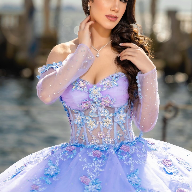 Luxe Lilas Bleu Ciel Brillant Quinceanera Robe Chérie Applique Dentelle Tulle 2024 Robe De Bal Balayage Train Robe De Bal Robes de 15