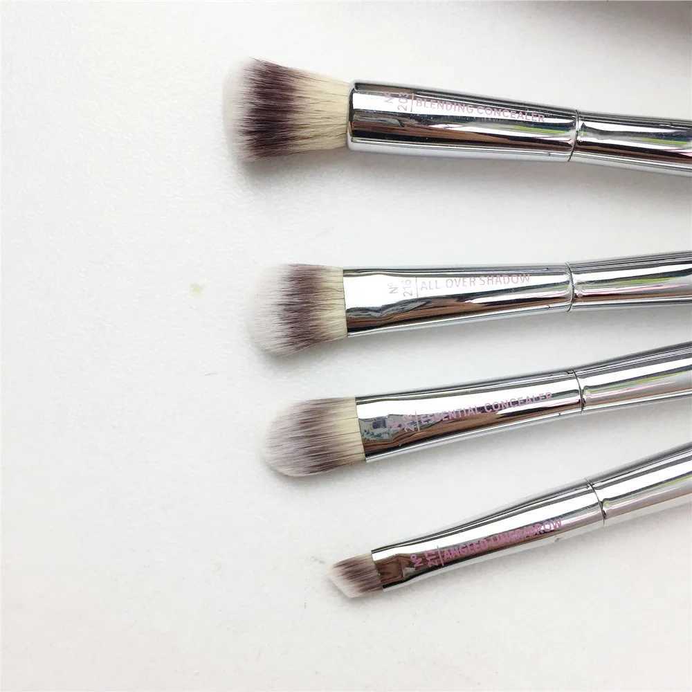 Makeup Brushes BD IT-Series 211 206 225 227 203 212 216 217 218 220 221 Över komplexpulver Blush Eyeshadow concealer Brow Makeup Brush