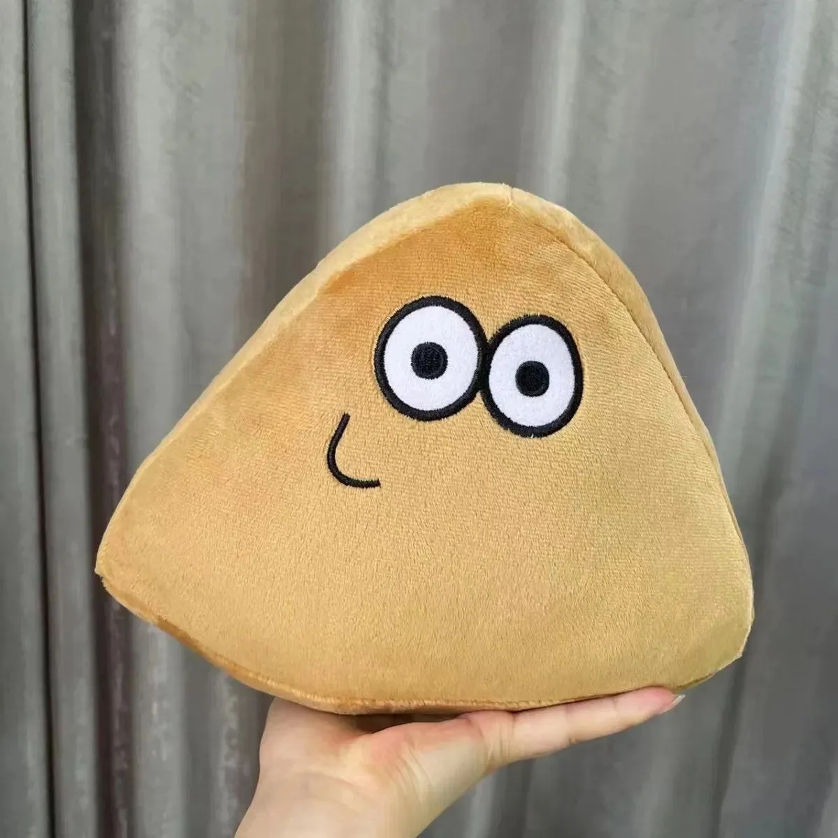 2024 22cm/8.6in Pou Pou Plush Cartoon Alien Toy Kawaii محشو بالحيوانات الهدايا الساخنة للعبة للجماهير