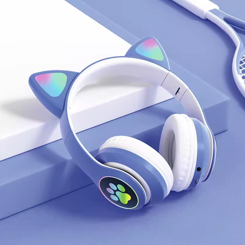 Hot Sale Kids Gift Cute Cat Ears Headphones Gaming Headset Wireless Earphone STN28 Headphones with Cat Ears