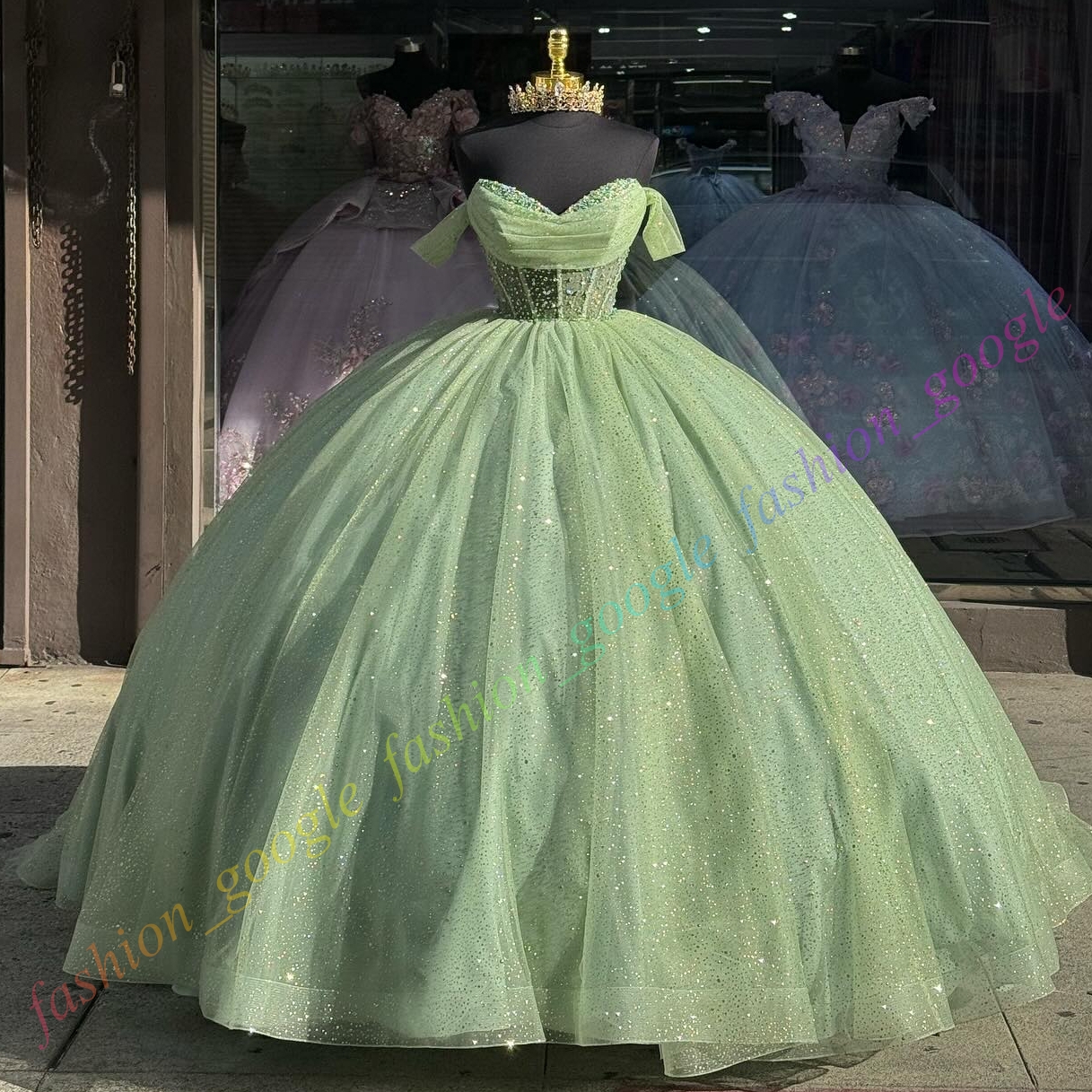 Robe de Quinceanera en tulle à paillettes scintillantes, corset transparent, coing mexicain doux, robe de fête d'anniversaire 15/16 pour 15e fille, drame d'hiver, bal formel, gala, or sauge