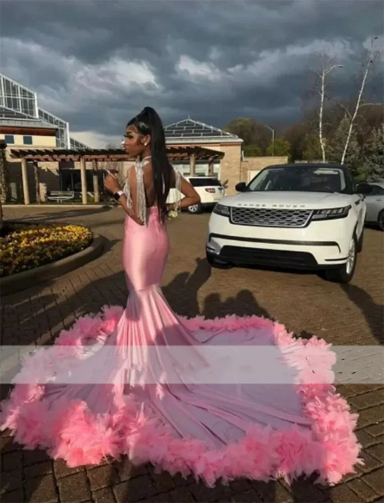 Pink Velvet Sheer Neck Mermaid Prom Dresses 2023 Black Girls Feathers Beaded Tassels Birthday Party Dress Elegant Formal Dress