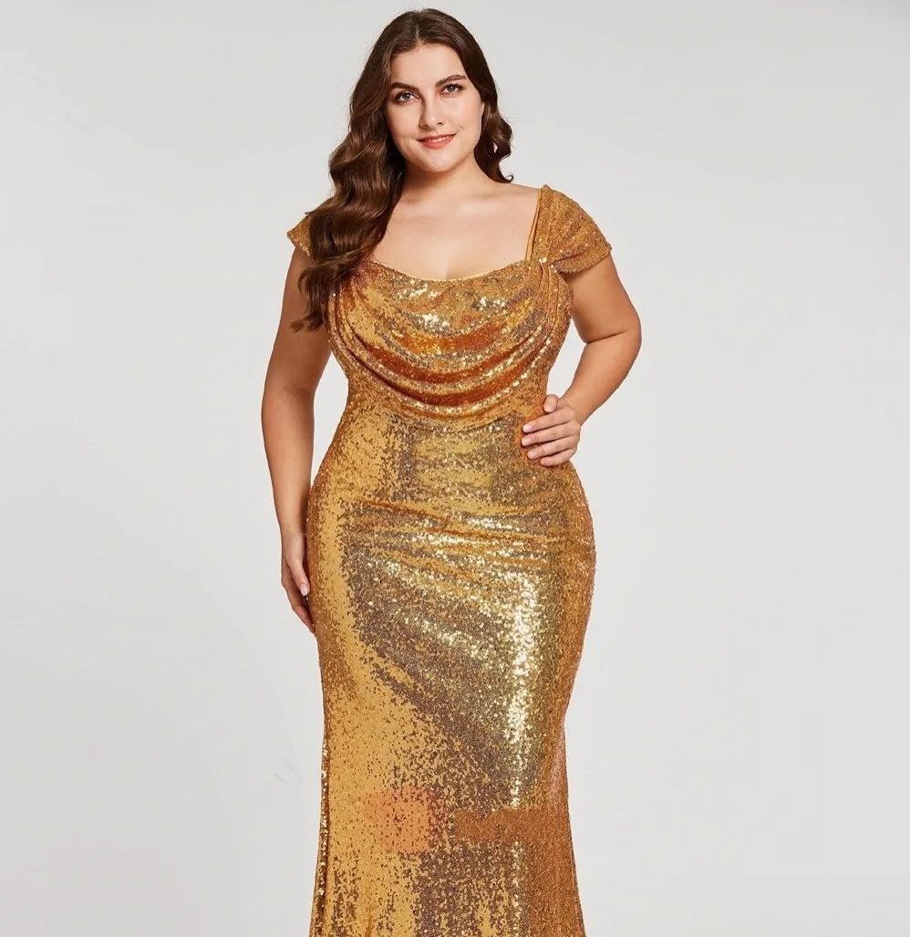 2024 Mermaid Evening Dresses Sparkly Gold Sequined Plus Size Prom Dress Square Neck Zipper Back Floor Length Ruched New Pageant Dress