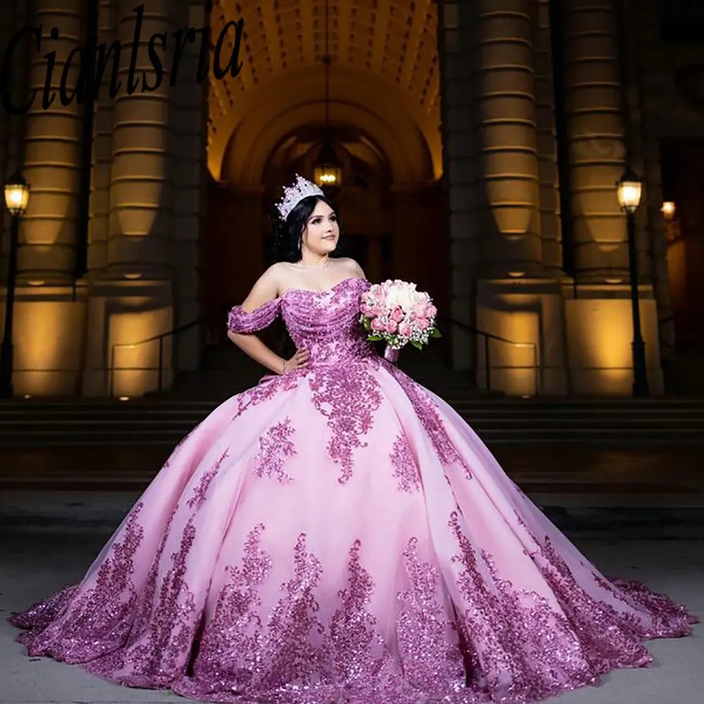 Różowy z kokardki na ramiona suknia kulowa quinceanera sukienki cekinowe aplikacje koronkowe plisowane gorset Sweet 15 vestido