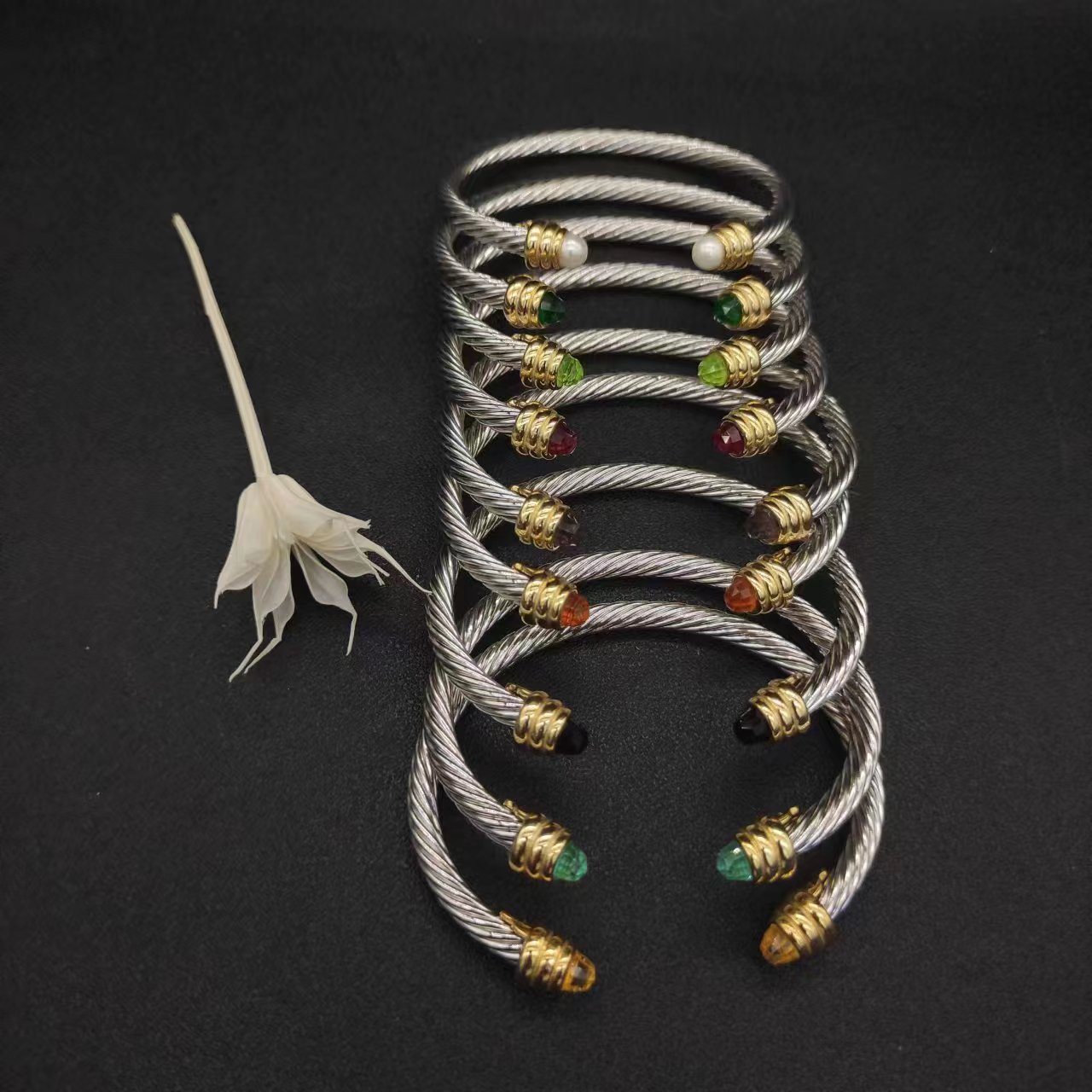 Pulsera de alambre Pulseras retorcidas Joyería de acero inoxidable para mujeres NEB Oro Plata Perla Cruz Brazalete Joyas Diseñadores Fiesta Regalo de boda