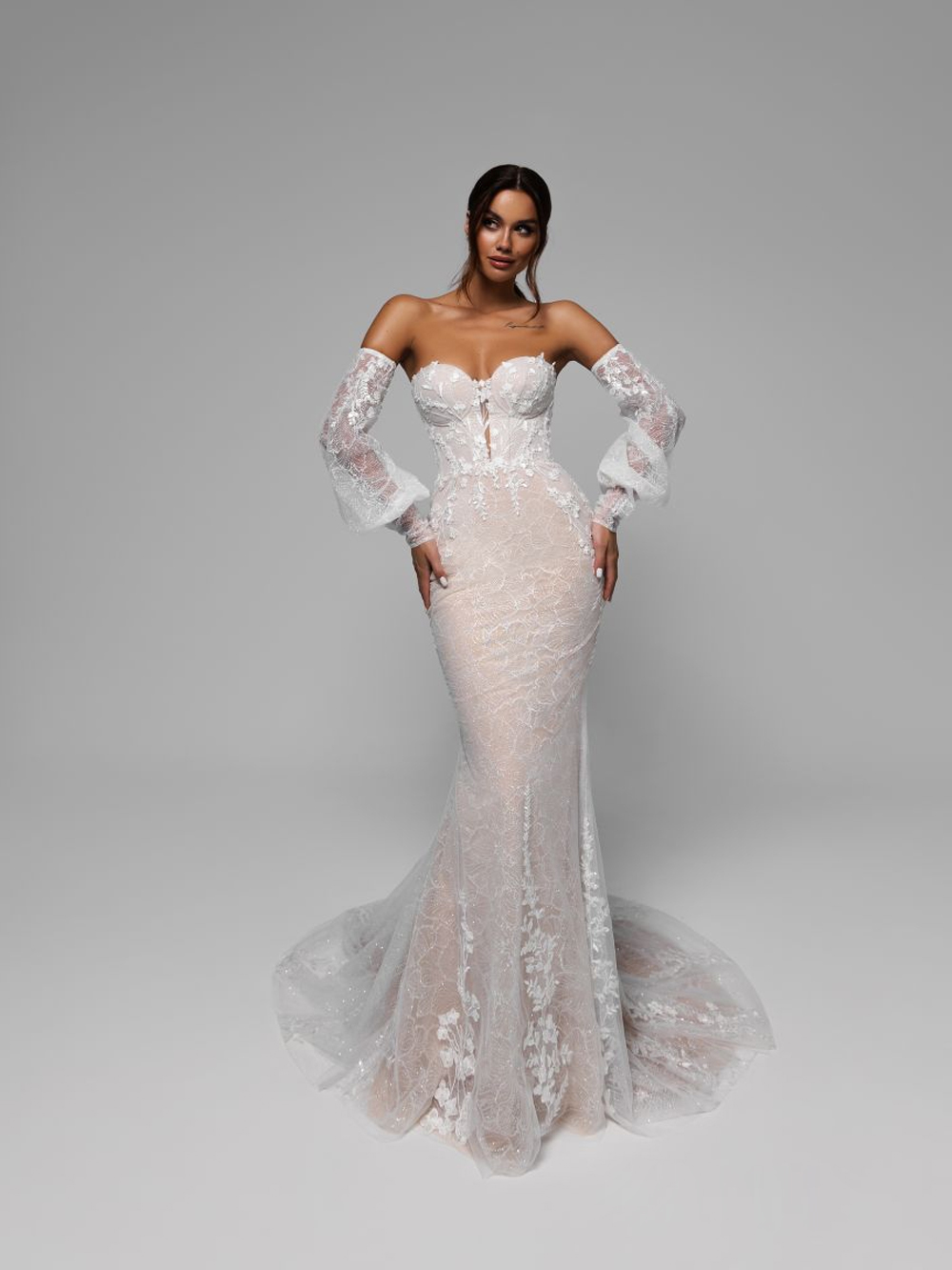 Chic Champaghe Color Sweetheart Mermaid Wedding Dress with Off Axel Puff Sleeves Trumpet Brudklänningar med paljetterade applikationer spets