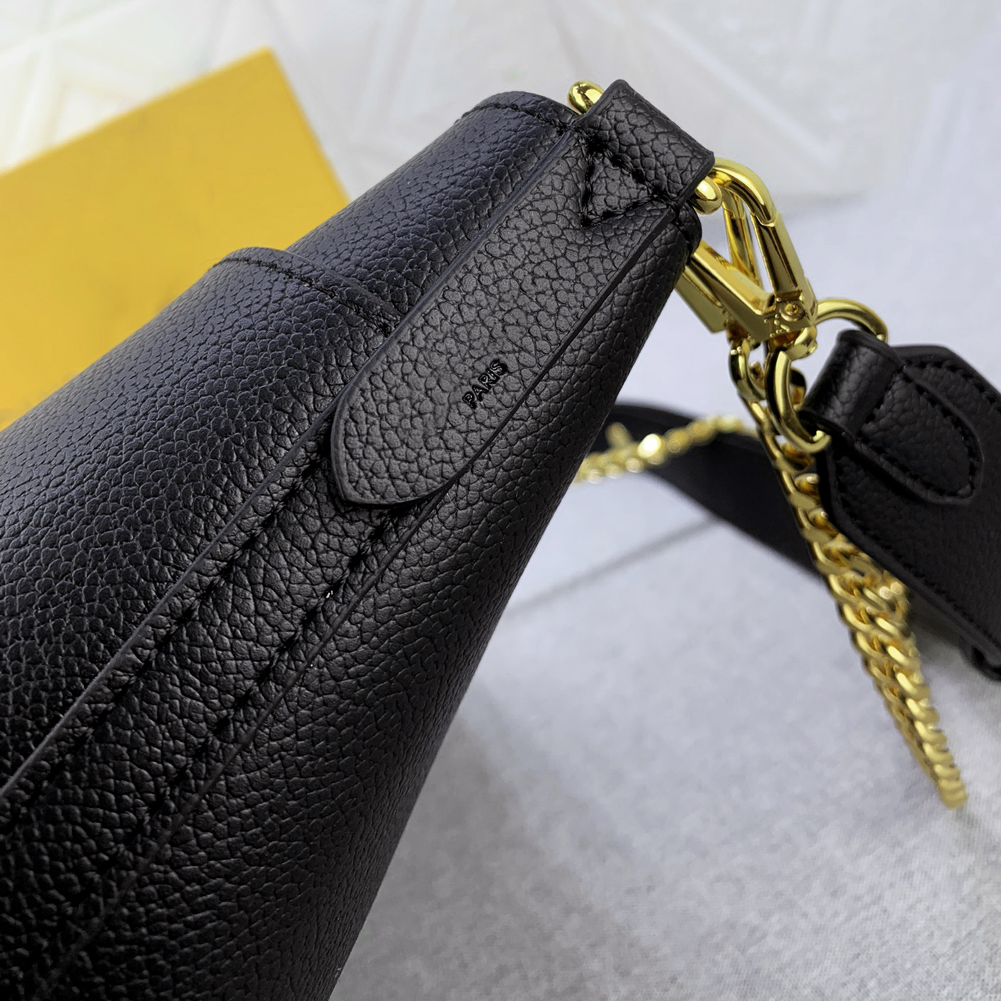 Luxury designer Bucket bag tote bag Fashion Simple Women's Bags Bucket Crossbody bags Shoulder bag High quality grain leather min shoulder handbag phone bag wallet