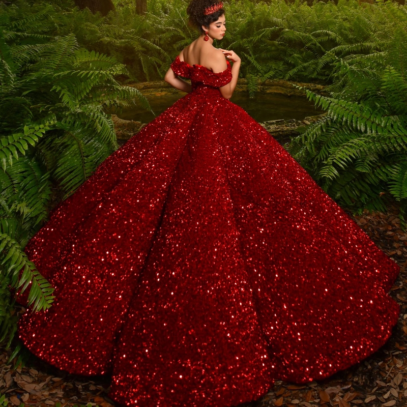 Rosso lucido Sweetheart Abiti stile Quinceanera Off spalla Paillettes Perline Cappella treno Corsetto Prom vestido de debutante 15 anos