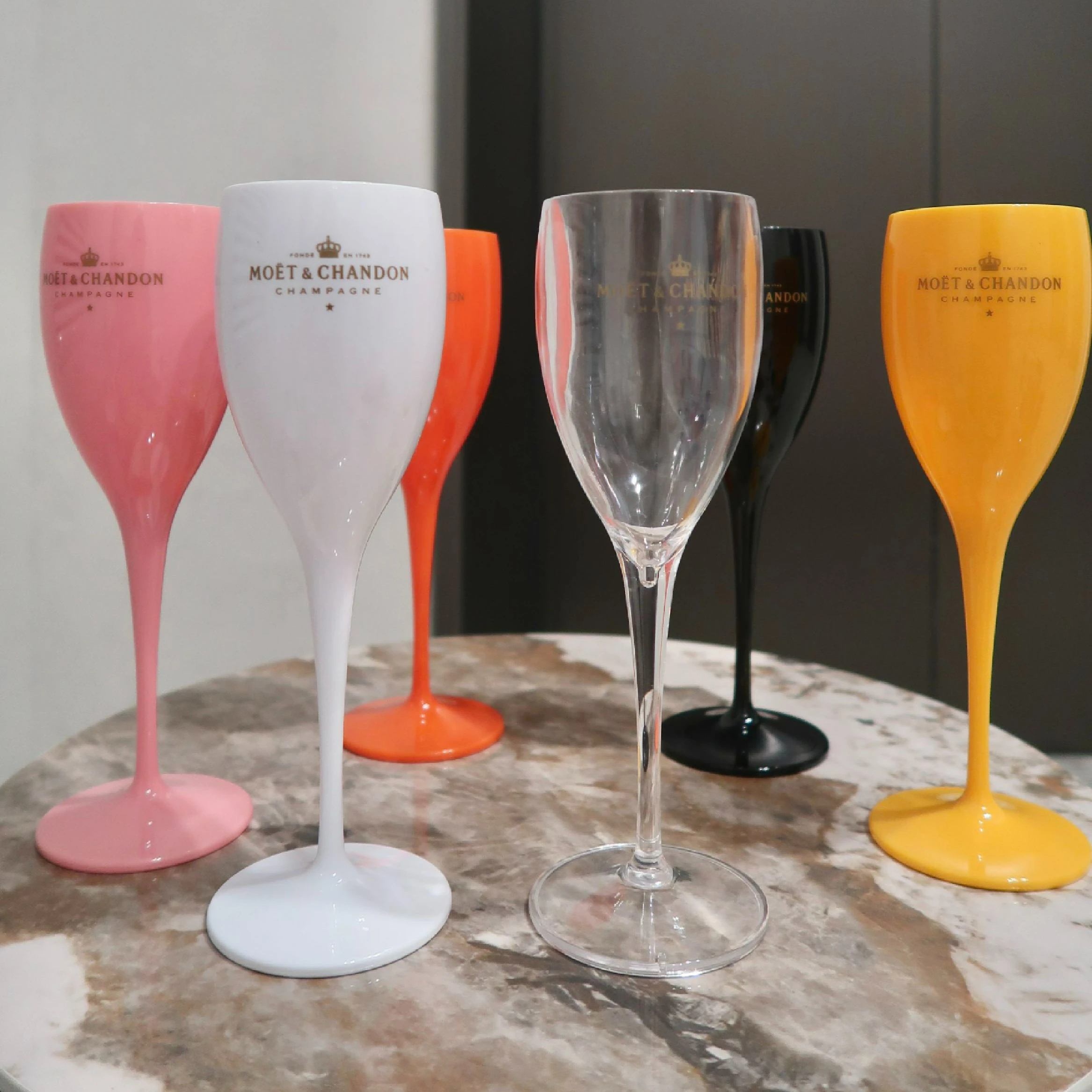 Moet Champagne Flutes vinglas PP Plastkupéglasögon Diskmaskin-Safe White Akryl Cocktail Cup Wedding Party