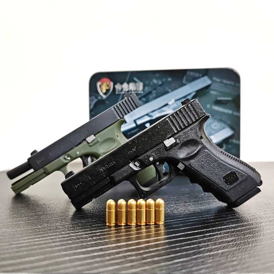 Gun Toys 1 3 Alloy Empire G17 Throw Gun Mounting Toy With Bullet Holder Keychain For Weapons Mini Gun 240307