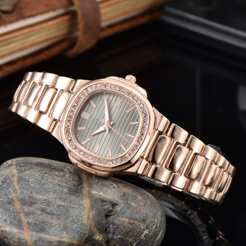 Diamond Women Watches Stone Case Dress Watch Rose Gold Quartz Movement Jewelry Clasp Wristwatch Design Good Quality Splash Waterpr241s