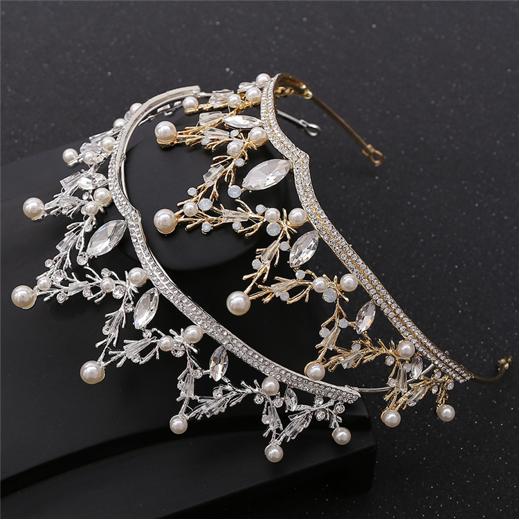 Golden Zircon Bride Crown Three-Piece Set Bridal Accessories Wedding Crown Tiara Halsbandörhängen Smyckesuppsättning 2406