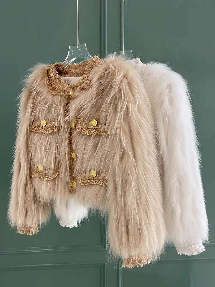 Haining 2023 New Small Fragrant Fur Coat For Women's Winter Short Raccoon Hair Car Strips, Western Young Style, Slim Appearance 552107