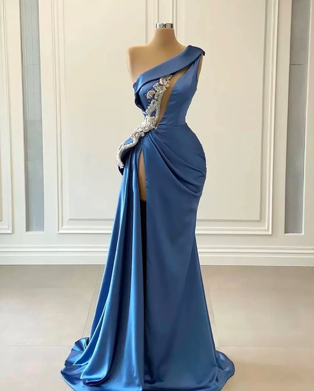 Prom Party Gown New Evening Dresses Crystal Custom Plus Size Formal Girls Pageant Beaded Satin Floor-Length Saudi Arabic One-Shoulder Sleeveless Muslim