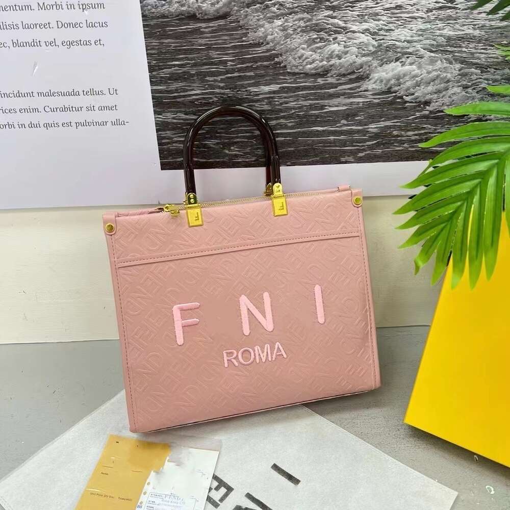 Venda de fábrica 50% de desconto bolsas de designer de moda quente nova celebridade lin mesmo estilo sacola carta um ombro bolsa das mulheres grande capacidade