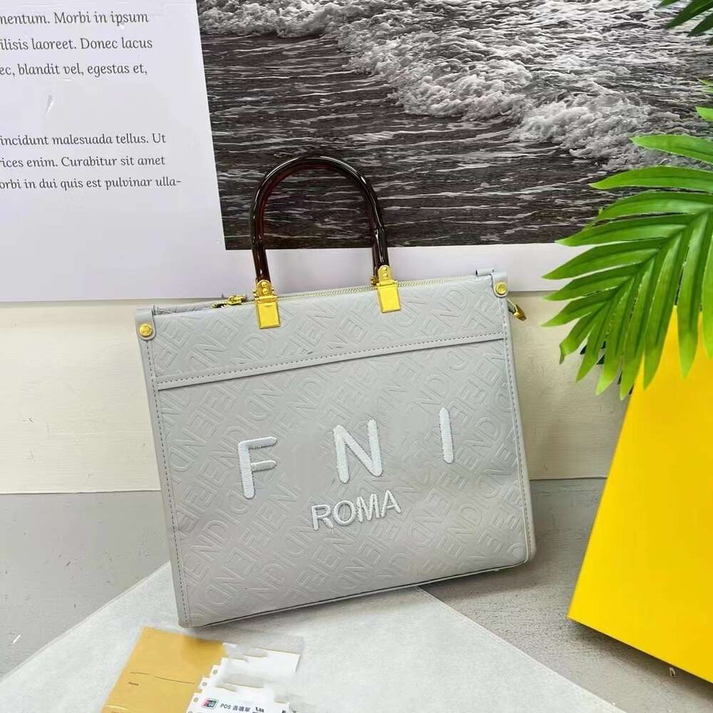 Venda de fábrica 50% de desconto bolsas de designer de moda quente nova celebridade lin mesmo estilo sacola carta um ombro bolsa das mulheres grande capacidade