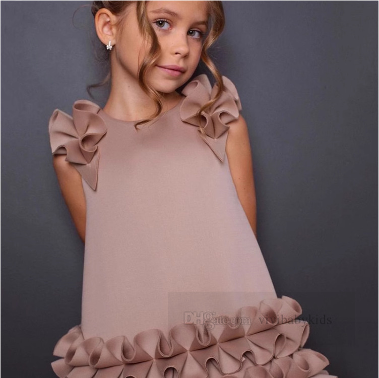 Girls Tiered Falbala Cake Abite Abito da ballo In Kids Ruffle Fly maniche Principessa Abito estate bambini abbigliamento Z7025