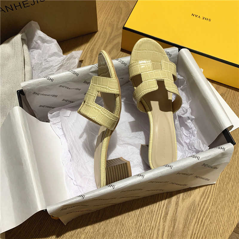 Original Slippers slippers high thick heel womens outerwear 2024 new Instagram trend summer sheepskin sandals fashionable beach shoesV3JQ