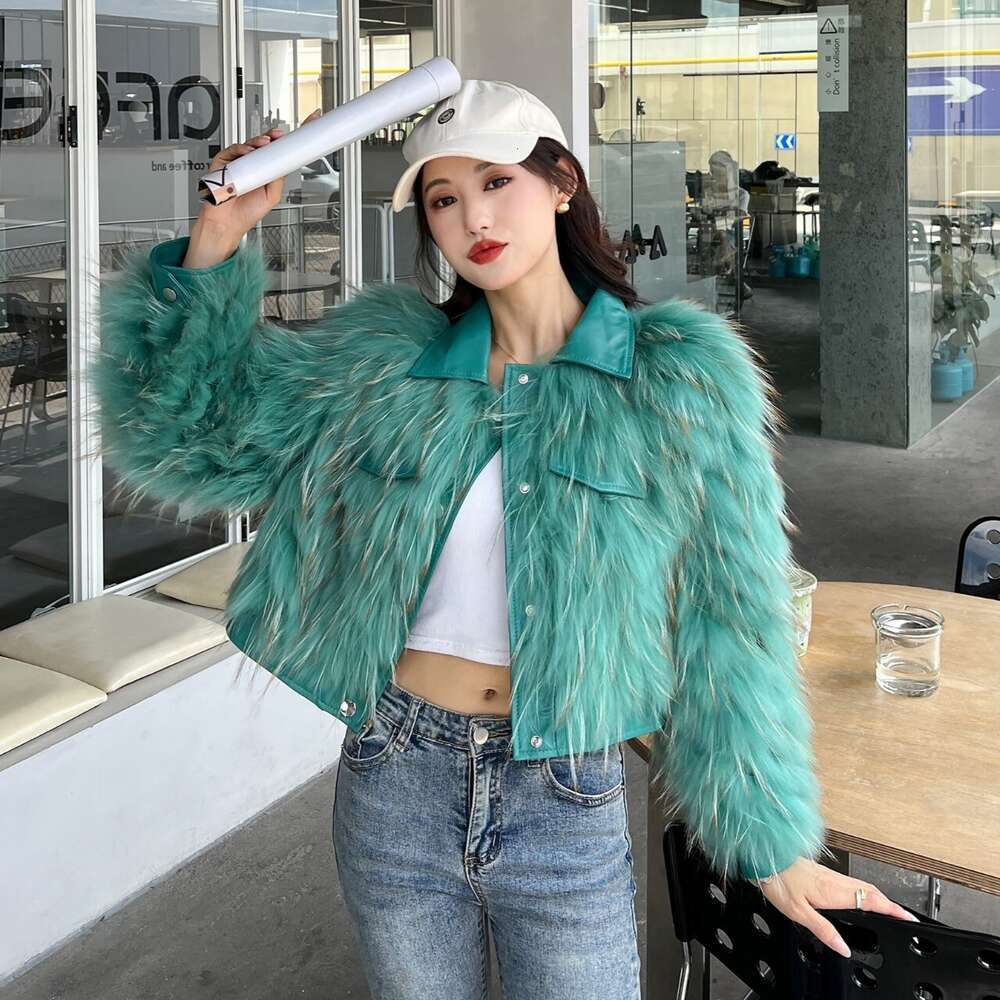 Haining Winter New Short Sheepskin White Raccoon Dog Hair Car Stripe Crafted Fur Coat For Women With High Waist And Slimming Appearance 471238