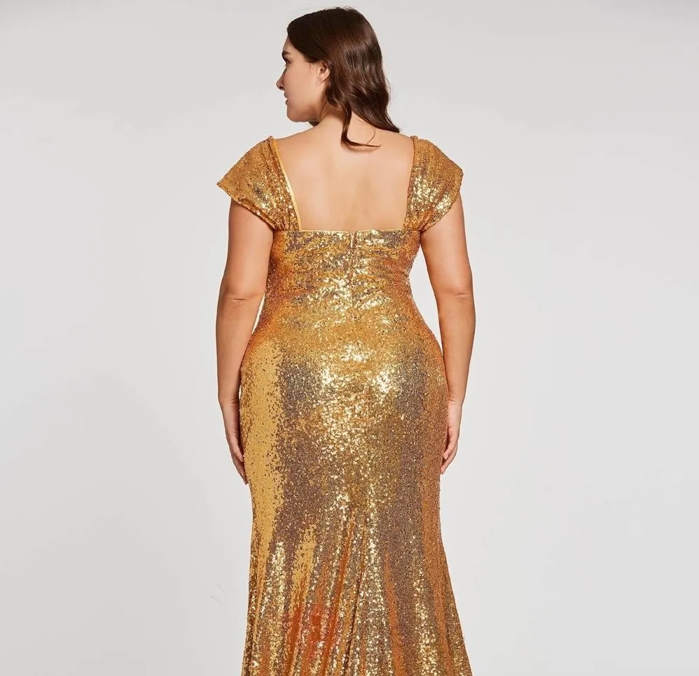 2024 Mermaid Evening Dresses Sparkly Gold Sequined Plus Size Prom Dress Square Neck Zipper Back Floor Length Ruched New Pageant Dress YD