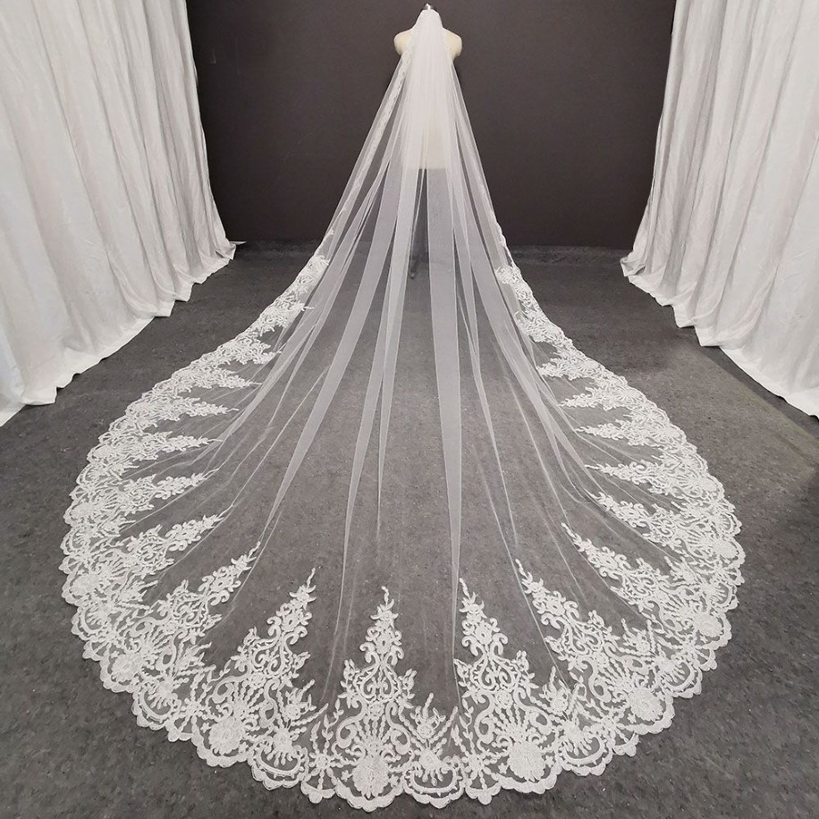 Real Pos Long Lace Bridal Veil med kam 3 meter 1 lager Cathedral White IoVry Veil Wedding Accessories2339