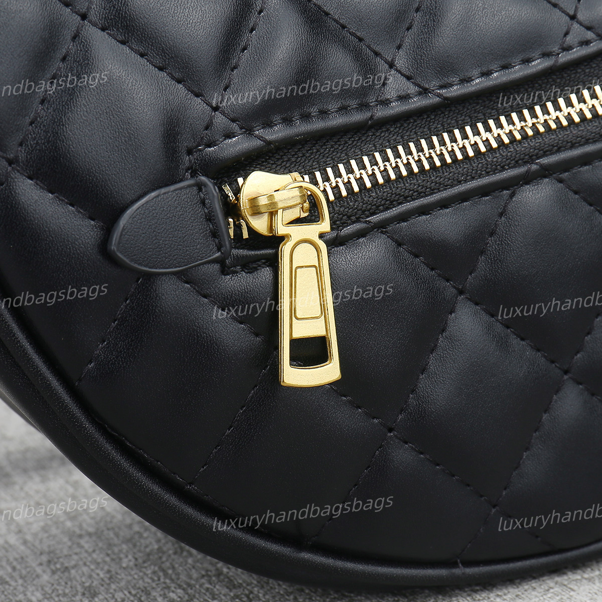 Topp lyxiga blixtlås korsbods -väska designer slingväska svart croissant väskor ren färg menisk väska mode enkla axelväska halvmåne botten handväskor purses ly