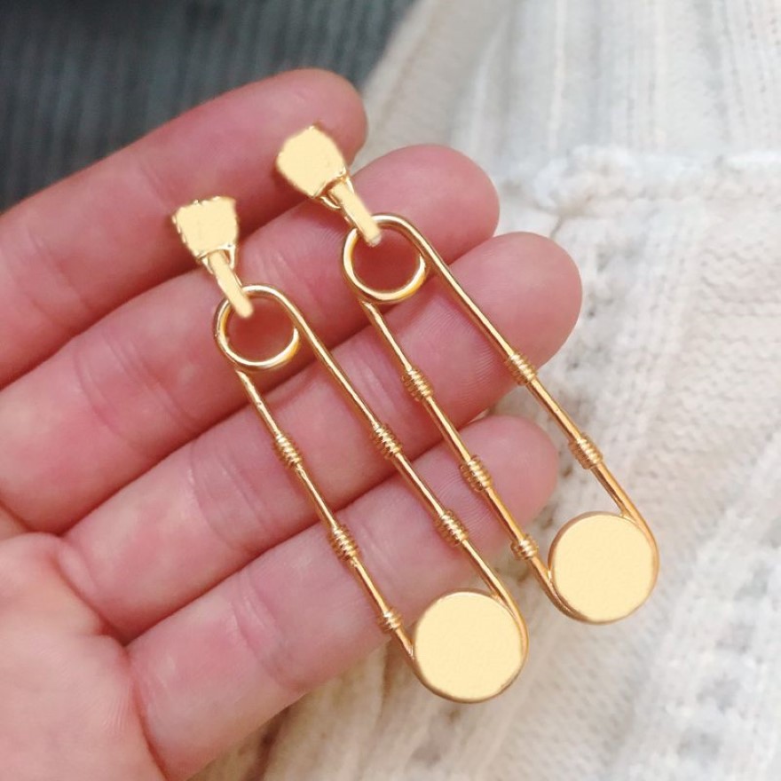 Boucles d'oreilles de créateurs pour femmes Gold Paper Clip Boucles d'oreilles pendantes Mode Hommes Dangle Boucle d'oreille Luxurys Hoops Bijoux V Goujons 925 Argent Or204b