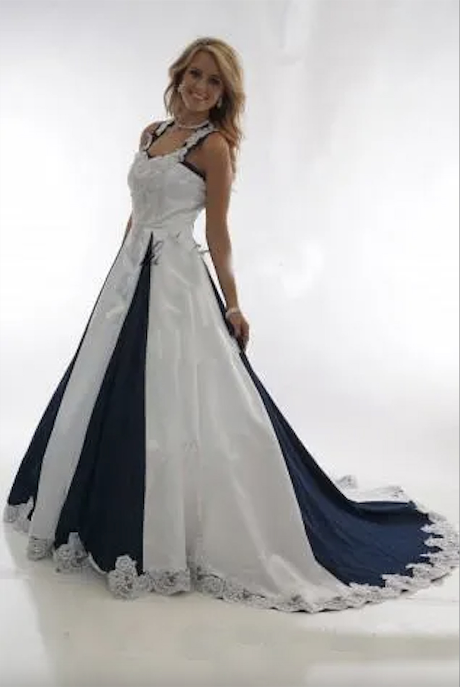 Vintage Navy Blue and White Country Wedding Dress Halter Lace-up Lace Stain Western Cowgirls Dresses Plus Size Wedding Gown