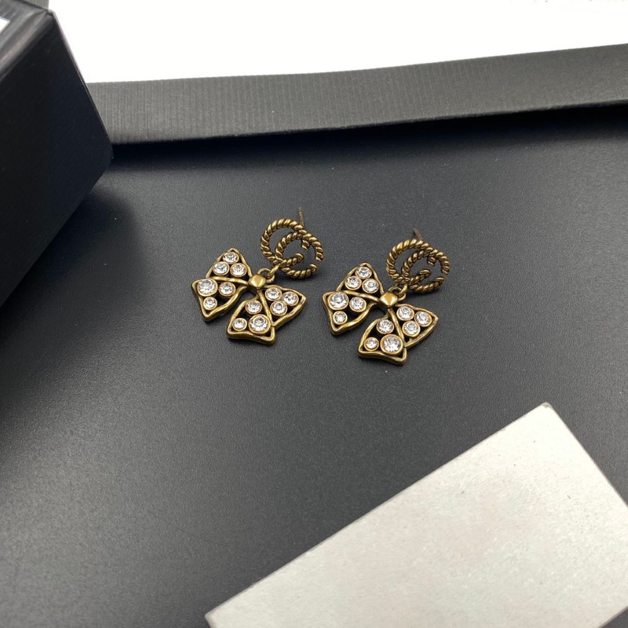 2022 new butterfly earrings for women's fashion with metal earrings222K