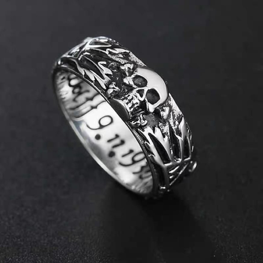 Cluster Rings Stainless Steel Men Domineering Skull Devil Punk Gothic Simple For Biker Male Boy Jewelry Creativity Gift Whole 238z