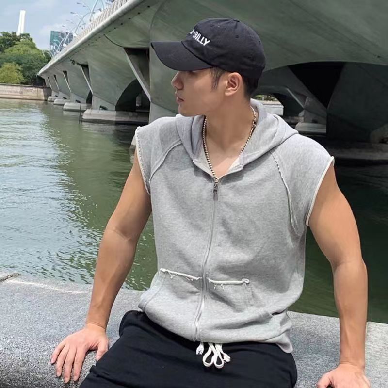 2024 New Solid Color American High Street Casual Vest Tops Men's Heavy Loose Large Size Sleeveless Cardigan Sweater Men's Trend 1