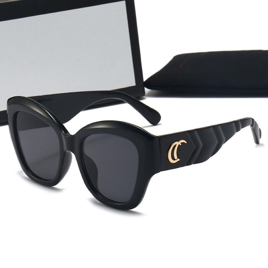 Designer solglasögon för män kvinnor retro glasögon utomhus nyanser pc ram mode klassiska lady solglasögon speglar 4 färger med 346J