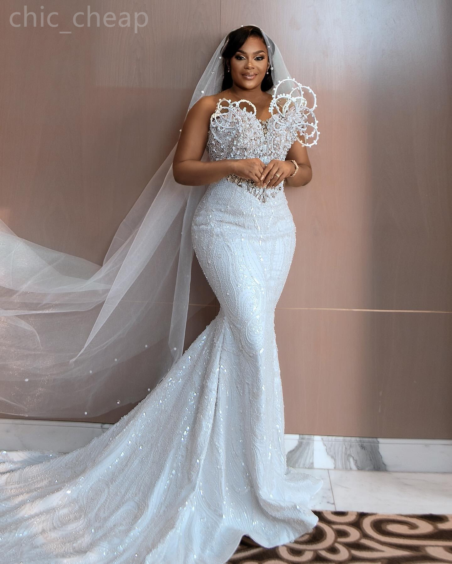 2024 Árabe Aso Ebi Tallas grandes Blanco Sheer Cuello Vestido de novia Con cuentas de encaje con lentejuelas Vestidos de novia elegantes Vestidos ZJ022