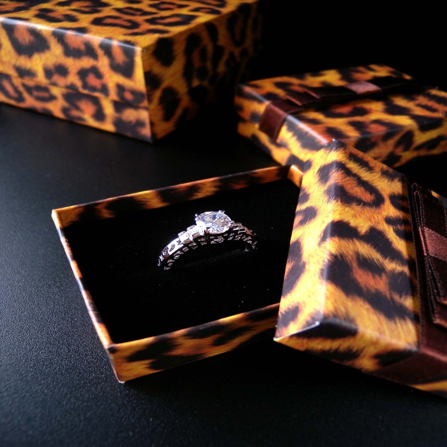 simple seven lovers ring box leopard printing pedant box fashion necklace package special jewelry case trend earring studs box rib265j