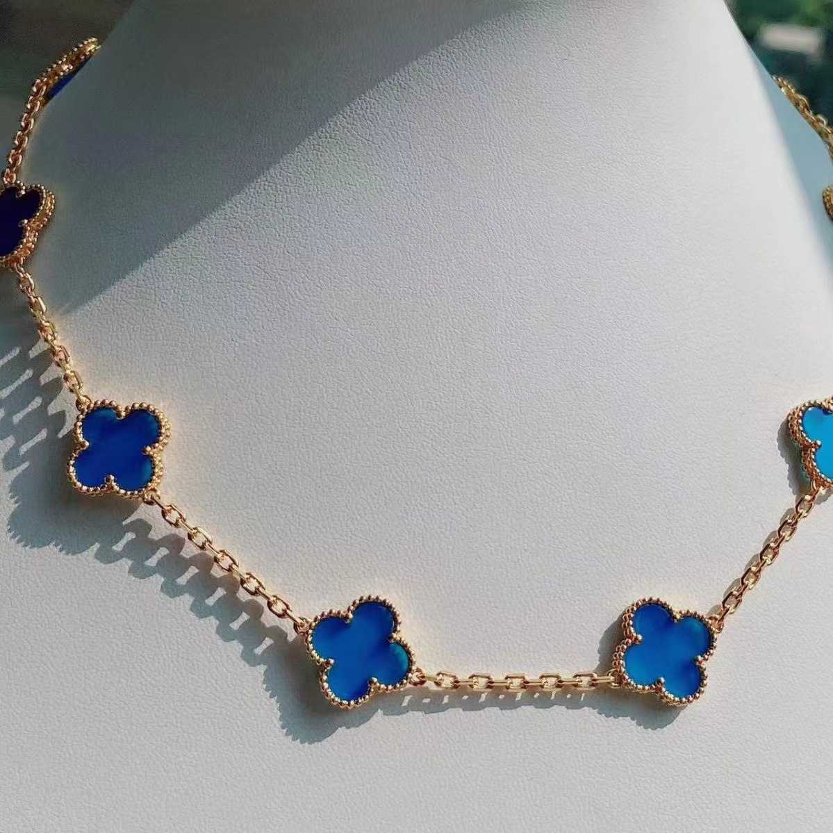 Designer Necklace VanCF Necklace Luxury Diamond Agate 18k Gold Flowers Four Leaf Grass Necklace Womens Fashion Light Luxury V Gold Thick Rose Gold Blue Jade Sense